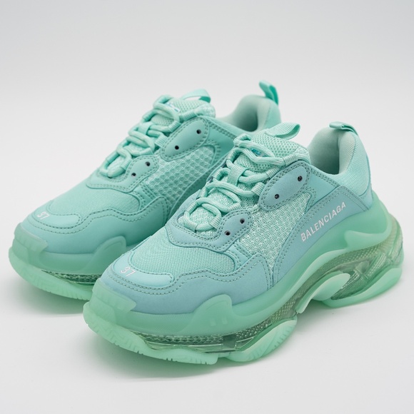 size 37 EU / 7 US Balenciaga Triple S Sneakers Mint Green - Picture 1 of 12